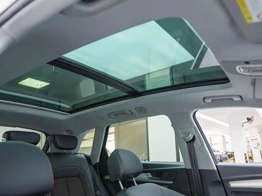 Audi Q5L — миниатюра 16