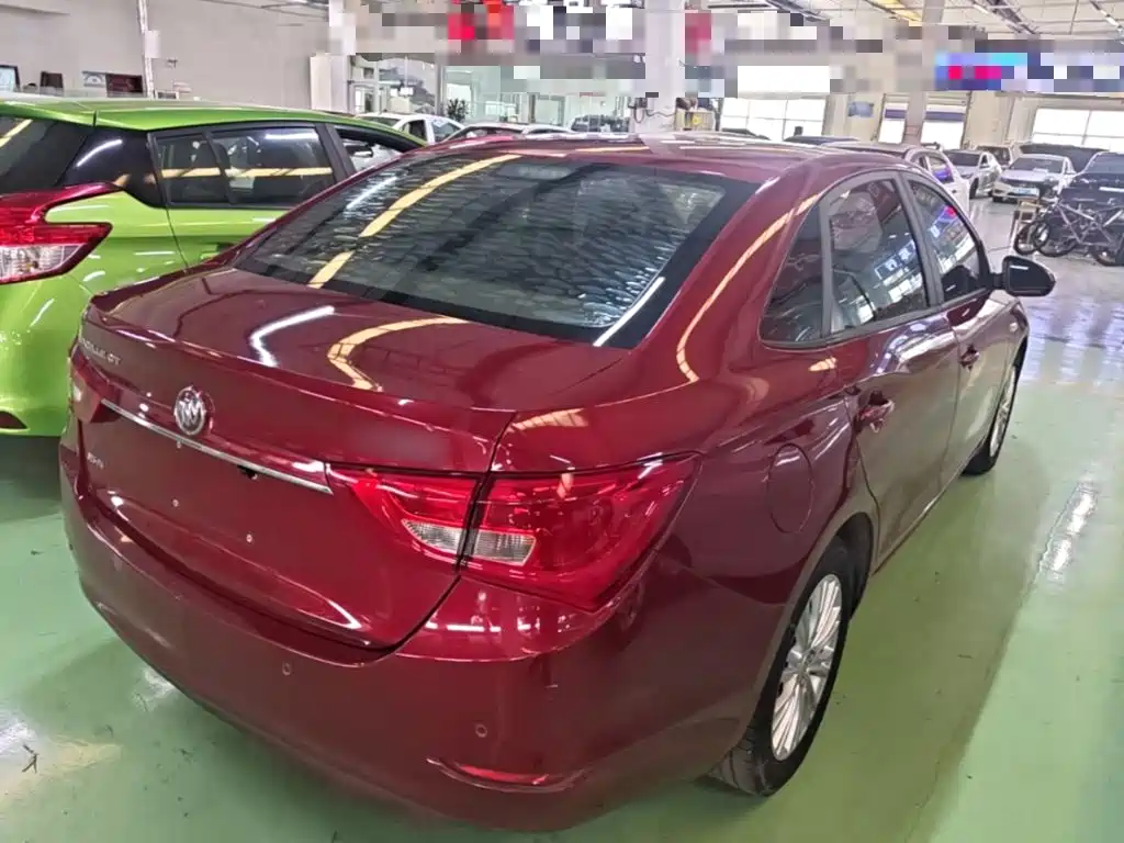Buick Excelle — миниатюра 7