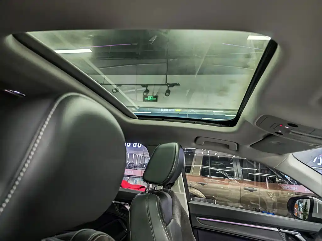 Audi Q3 Sportback — миниатюра 14