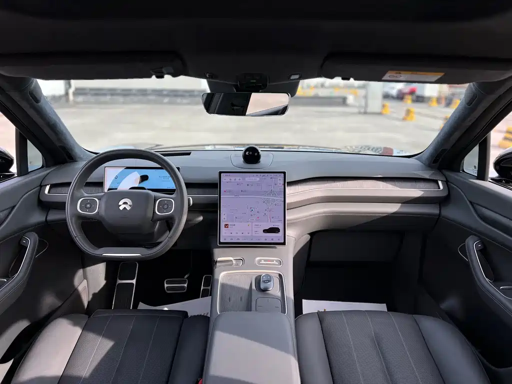 NIO ES8 2024 75kWh