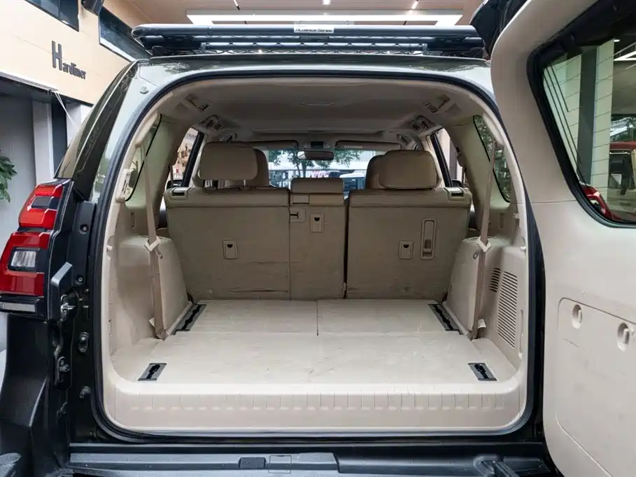 Toyota Land Cruiser Prado 2010 4.0L AT TX-L