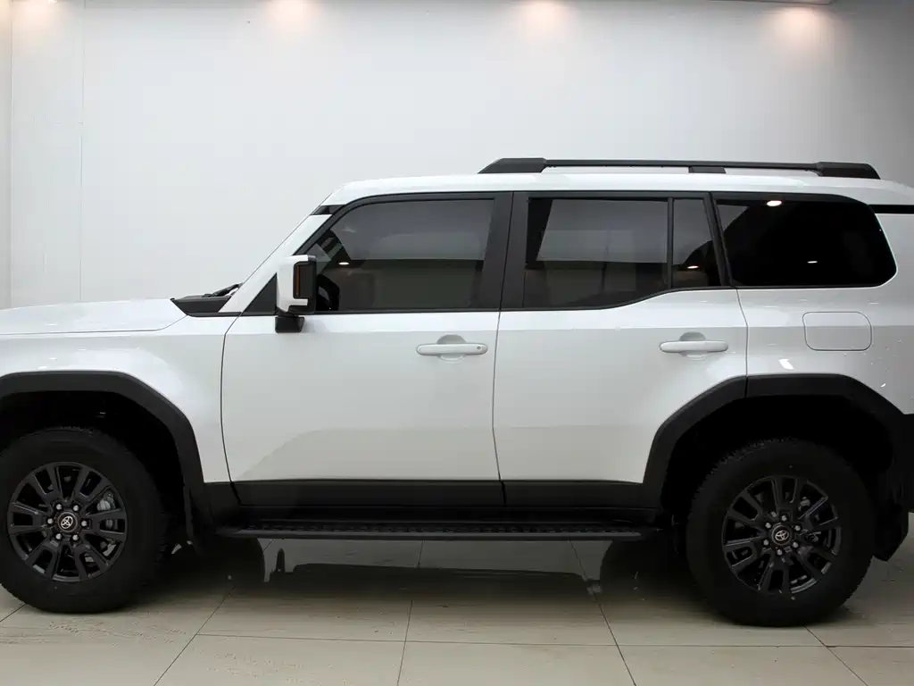 Toyota Prado — миниатюра 7