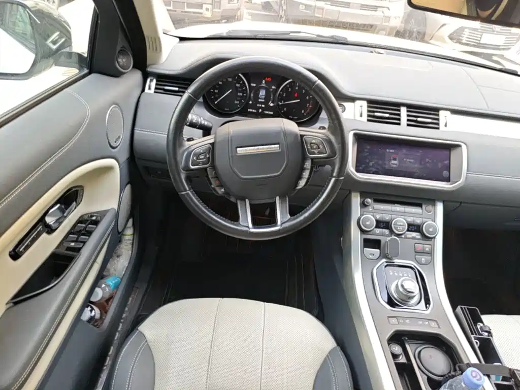 Land Rover Evoque — миниатюра 15