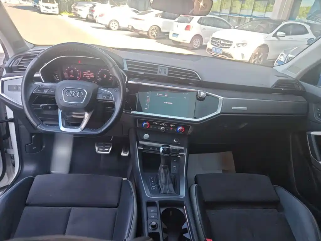 Audi Q3 — миниатюра 10