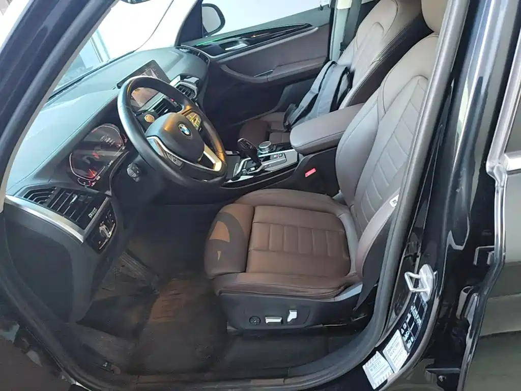 BMW X3 — миниатюра 15