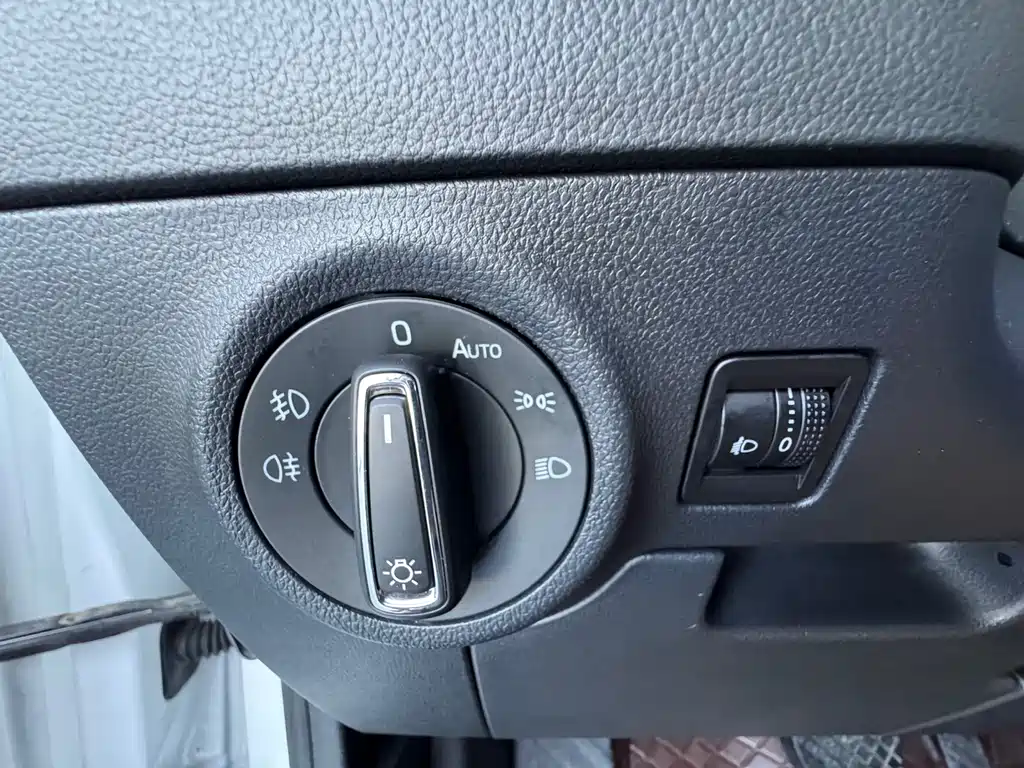 Skoda Karoq — миниатюра 18