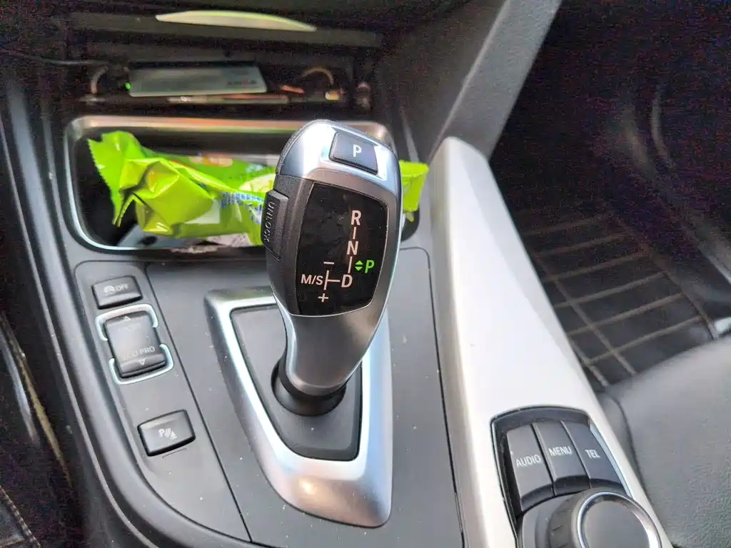 BMW 3 Series — миниатюра 15