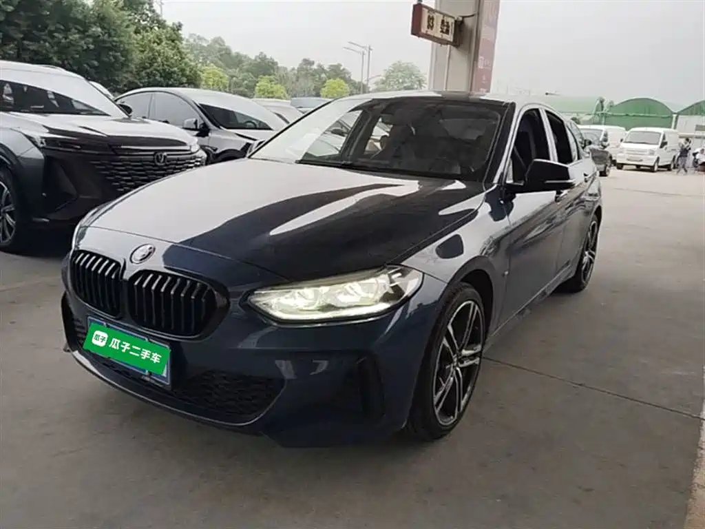 BMW 1 Series 2021