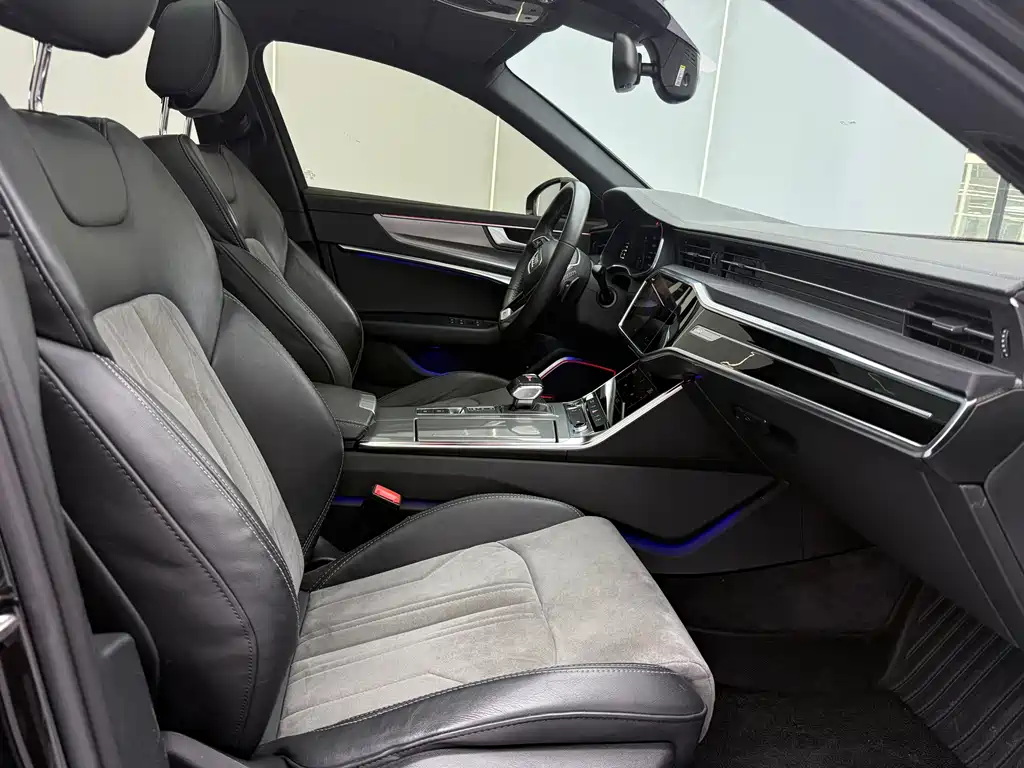 Audi A6L — миниатюра 7
