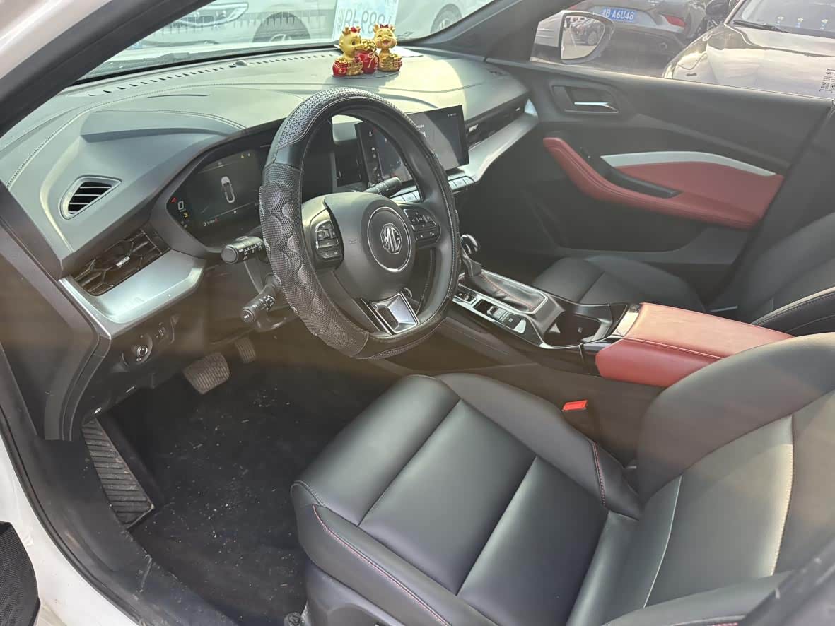 MG MG5 1.5 л 2022 г. Белый, пробег 30000 км