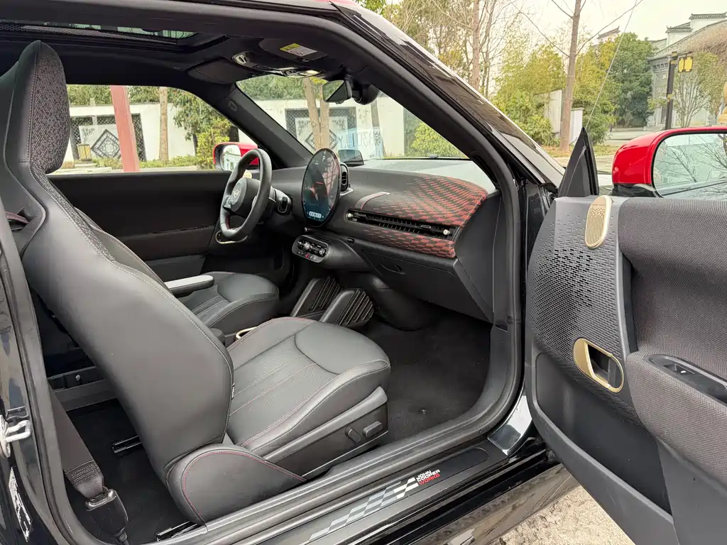 MINI ELECTRIC  COOPER