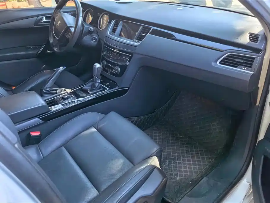 Peugeot 508 2013 2.3L AT Smart