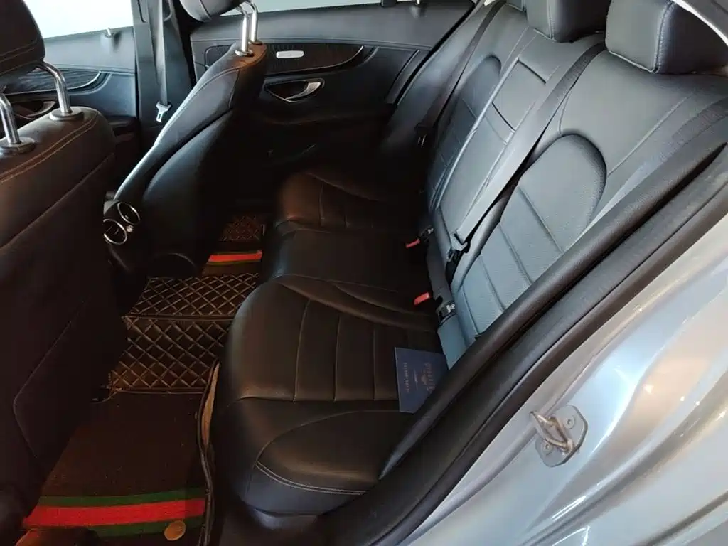 Mercedes-Benz C-Class — миниатюра 17