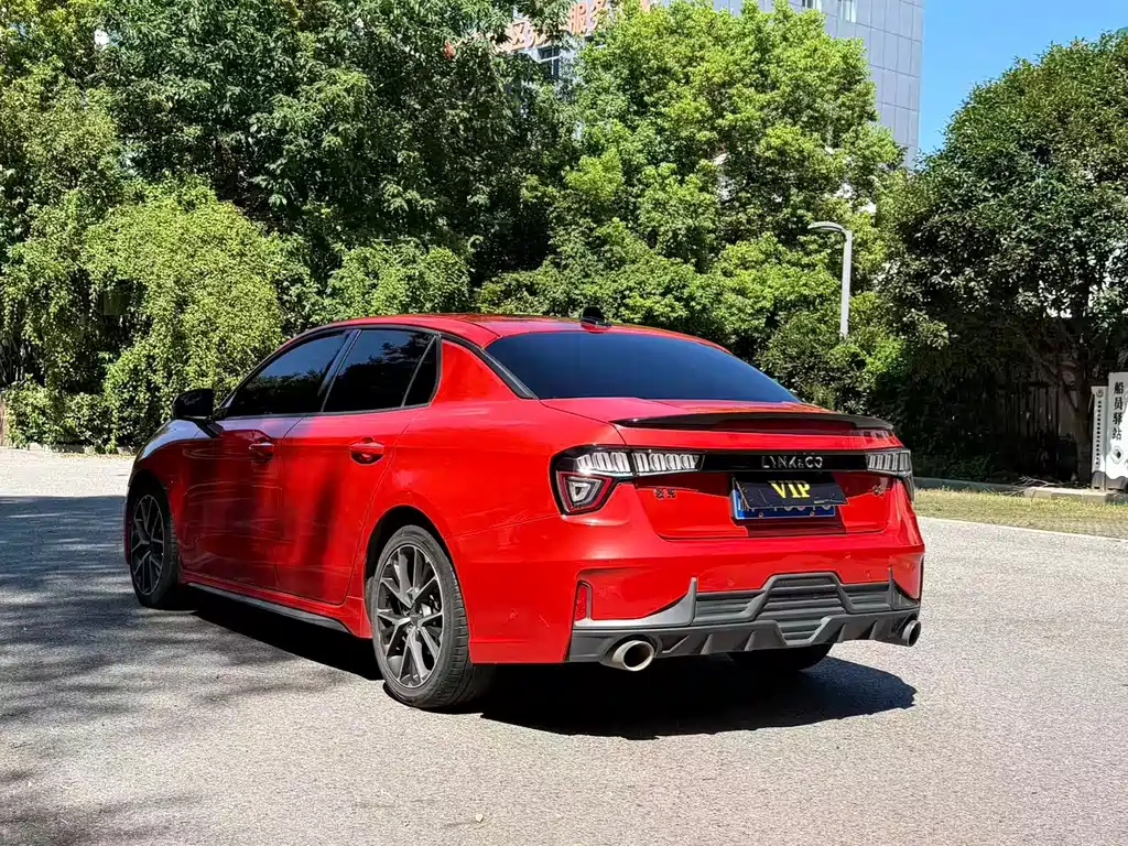 Lynk & Co 03 — миниатюра 4