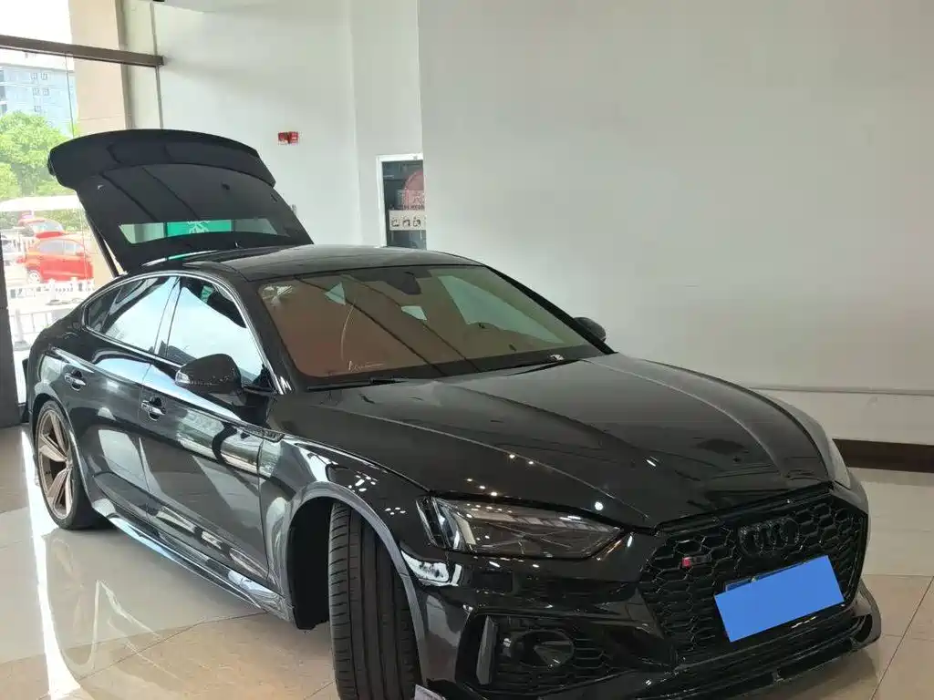 Audi RS 5