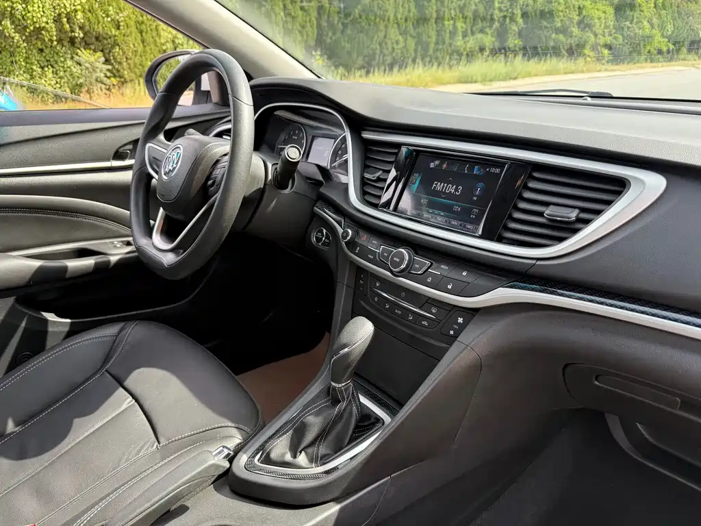 Buick Excelle — миниатюра 8