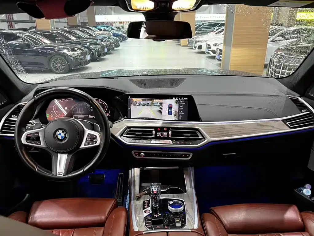 BMW X7 — миниатюра 7
