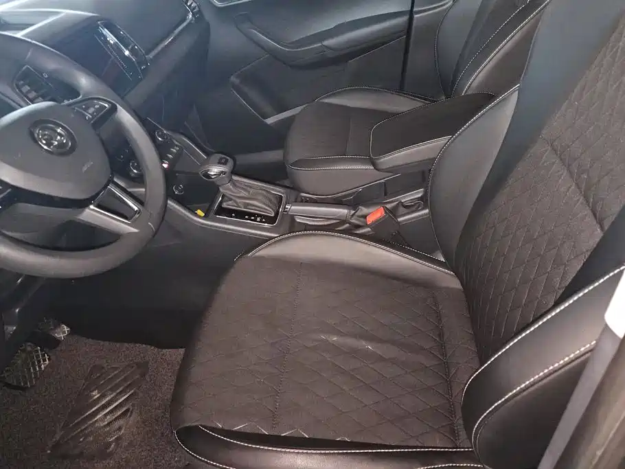 Skoda Karoq — миниатюра 9