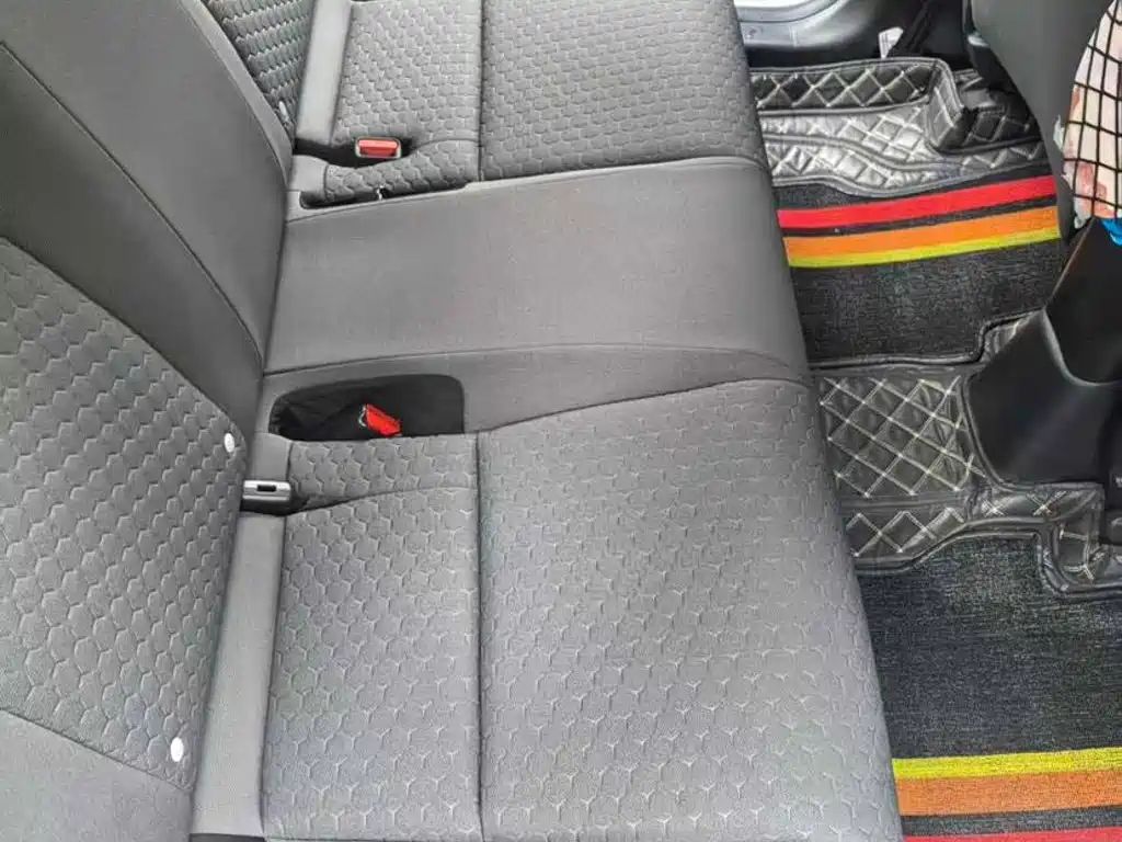 Honda Fit — миниатюра 7
