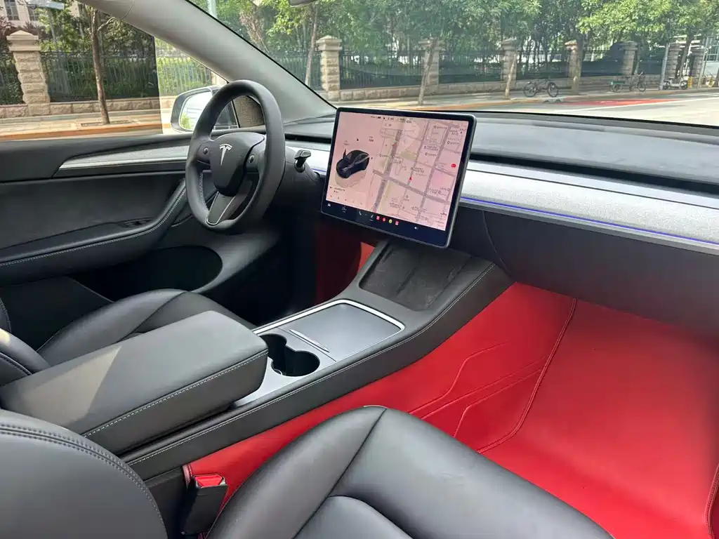 Tesla Model Y — фотографии объявления, Фото 14