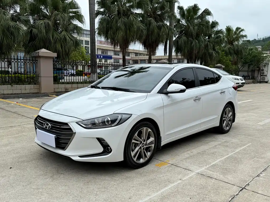 Hyundai Elantra 2019
