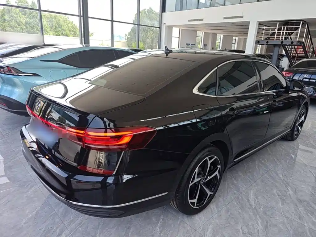 Volkswagen Passat 2026 330TSI Elite