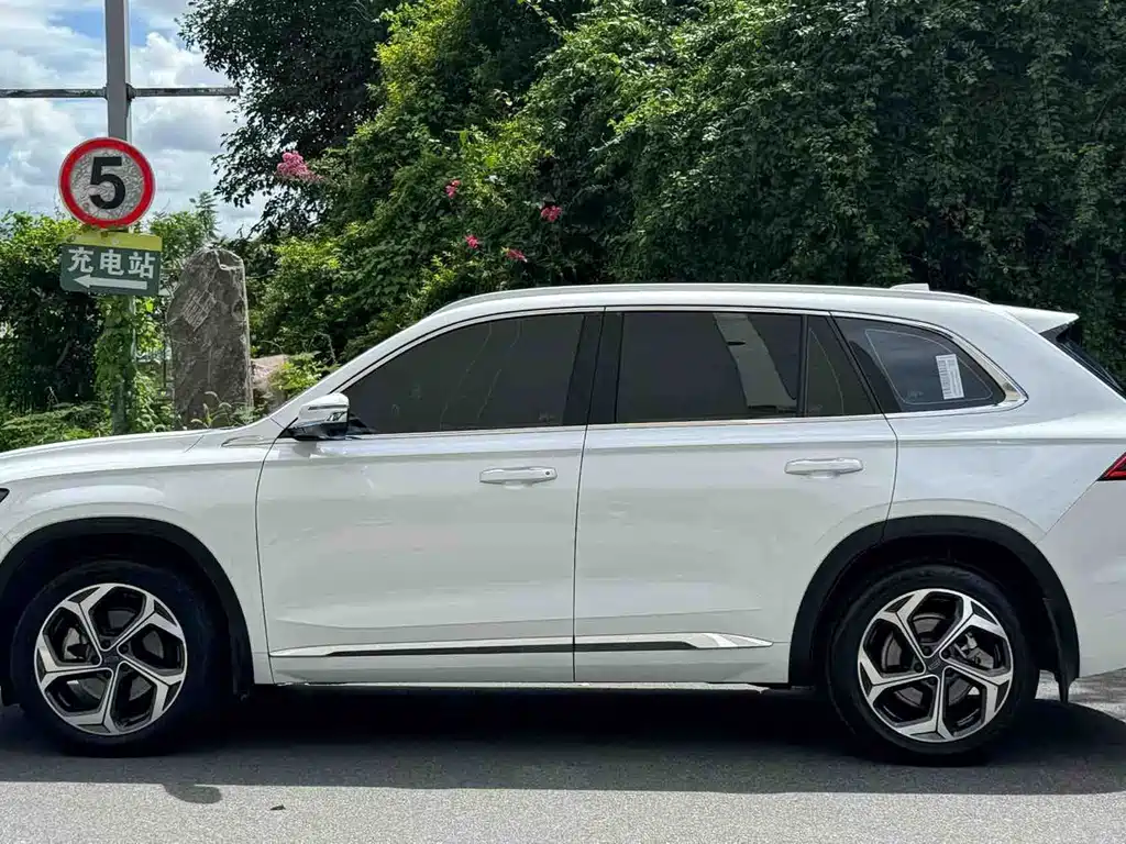 Geely Xingyue L — миниатюра 3