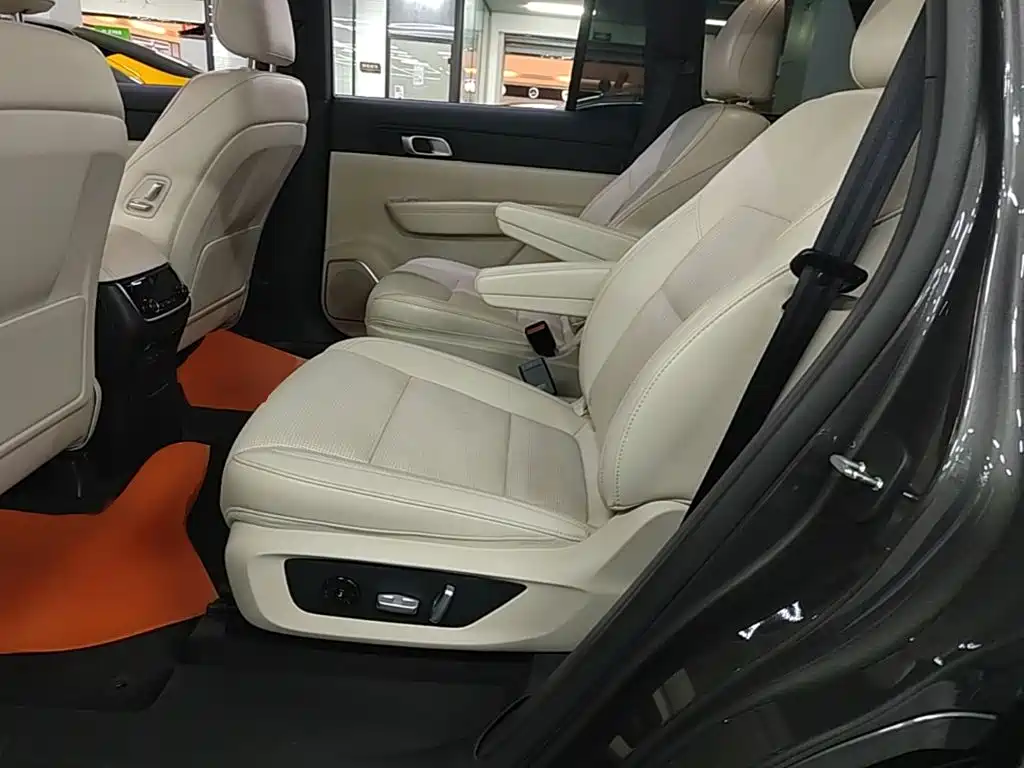 Li Auto Li ONE — миниатюра 17