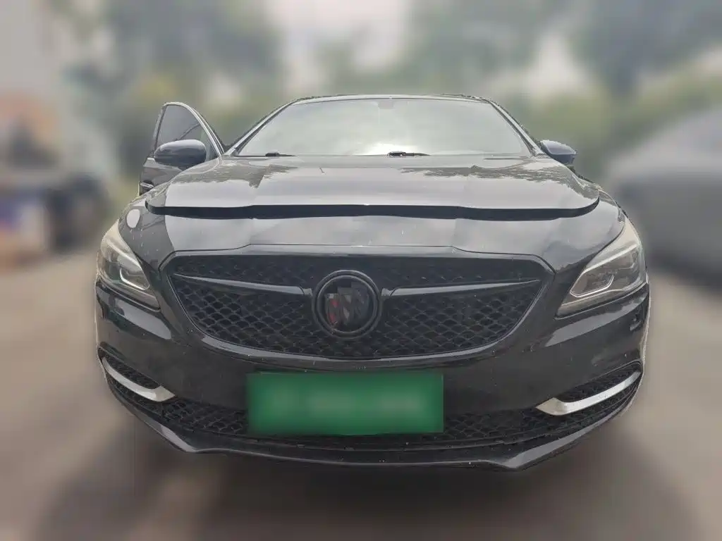 Buick LaCrosse — миниатюра 2