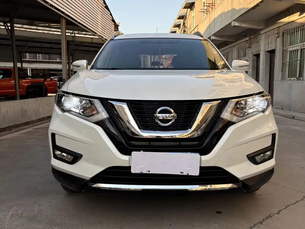 Nissan X-Trail — миниатюра 2