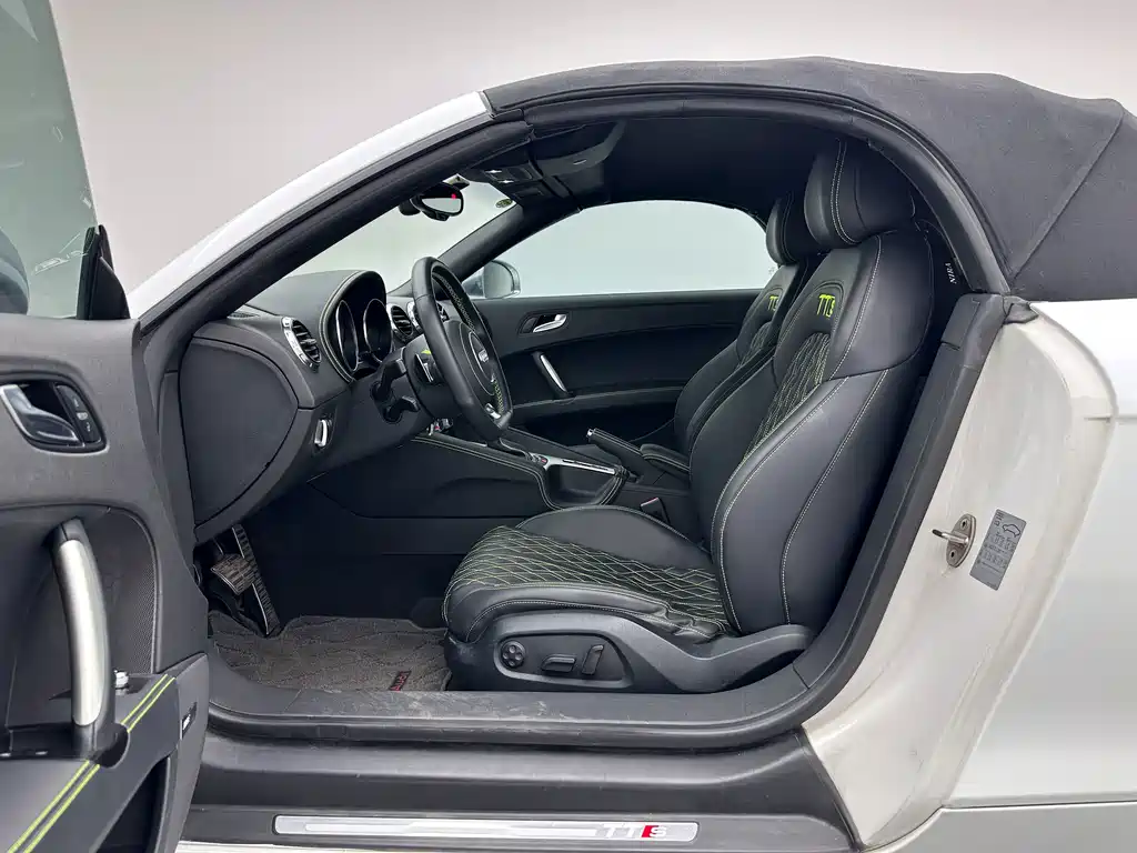 Audi TT — миниатюра 11