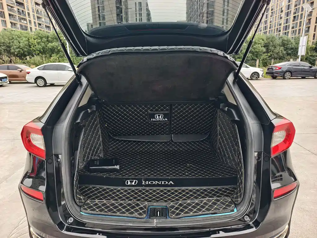 Honda Avancier — миниатюра 8