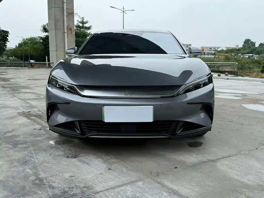 BYD Han — миниатюра 2
