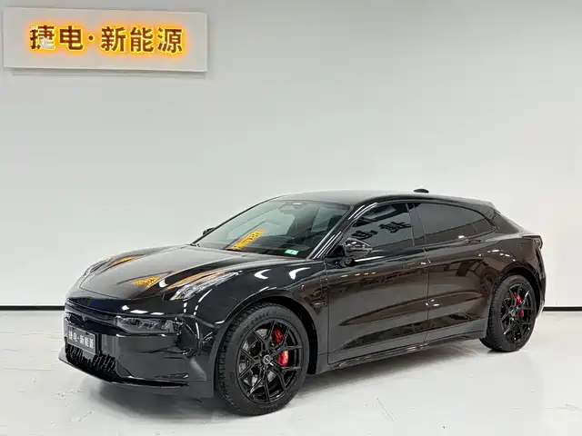 2022 Zeekr 001