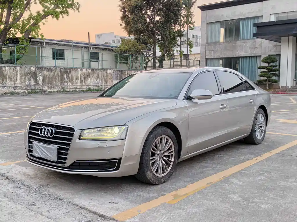 Audi A8