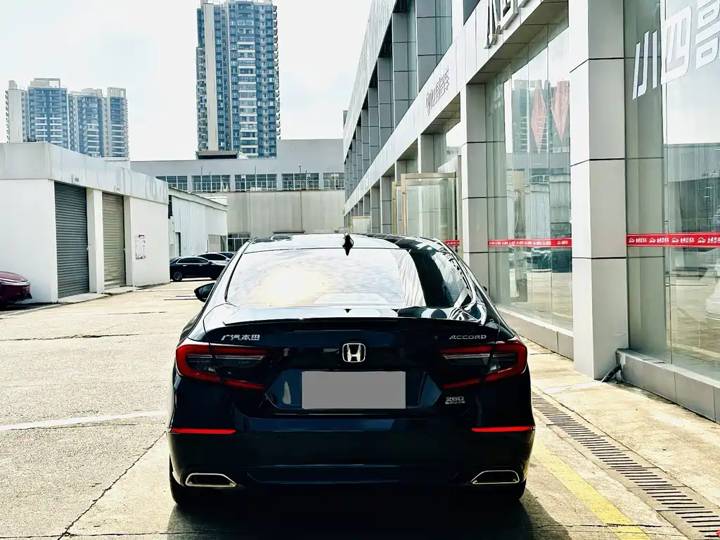 Honda Accord — миниатюра 5