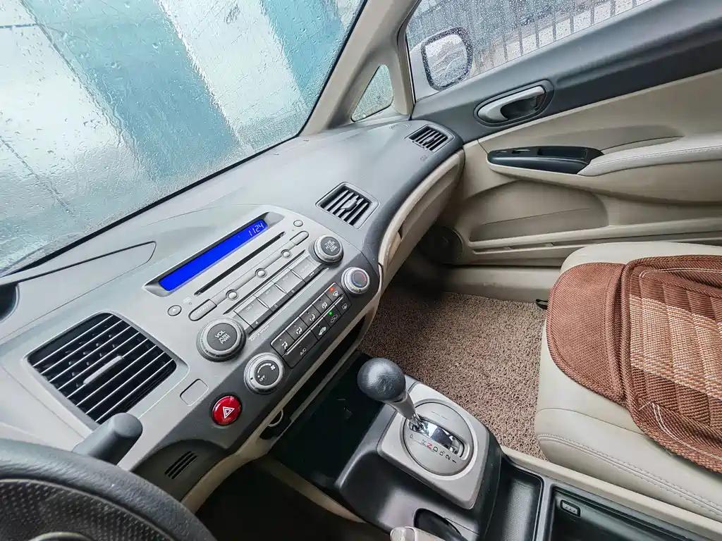 Honda Civic 2009 1.8L AT