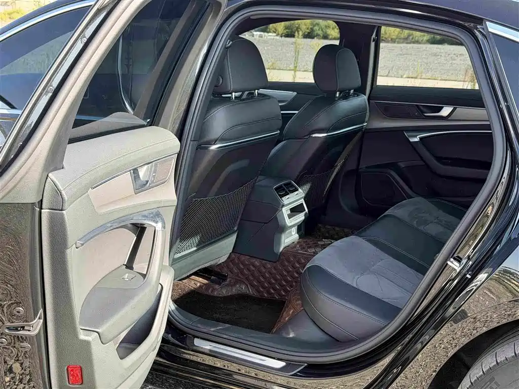 Audi A6L — миниатюра 8