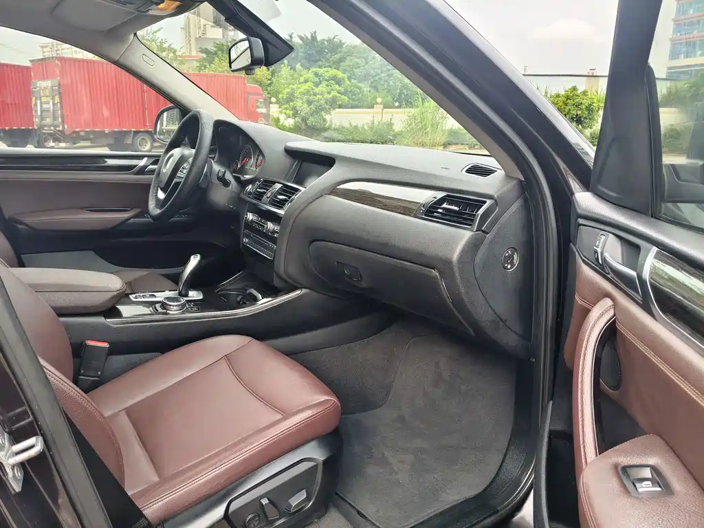 BMW X4 — миниатюра 9