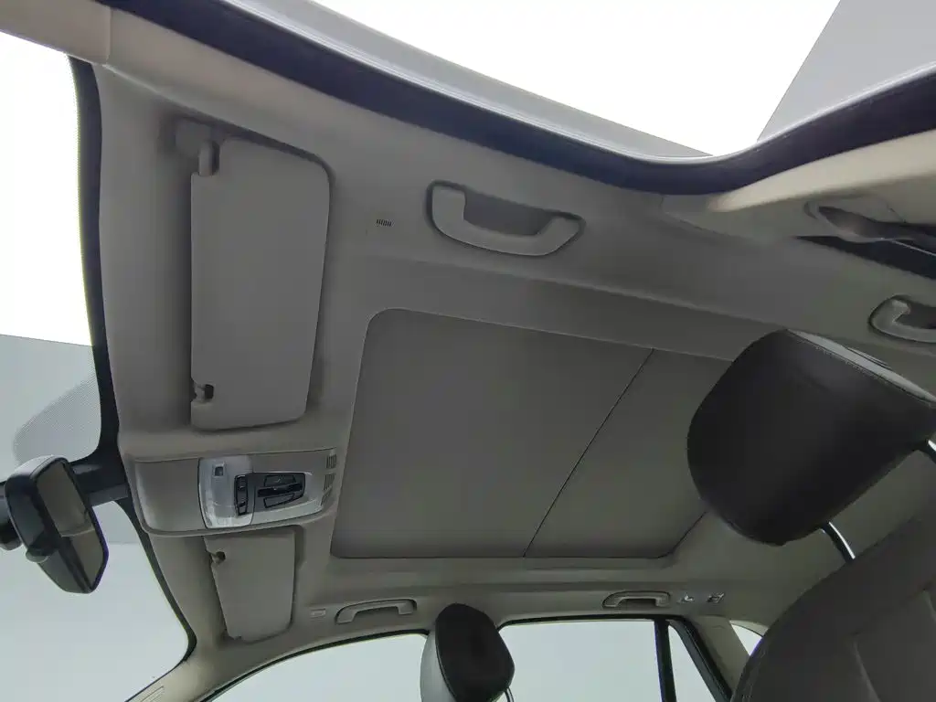 BMW X5 (Import) — миниатюра 14