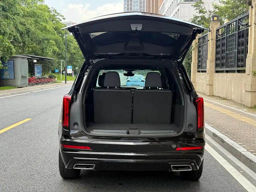 Cadillac XT6 — миниатюра 18