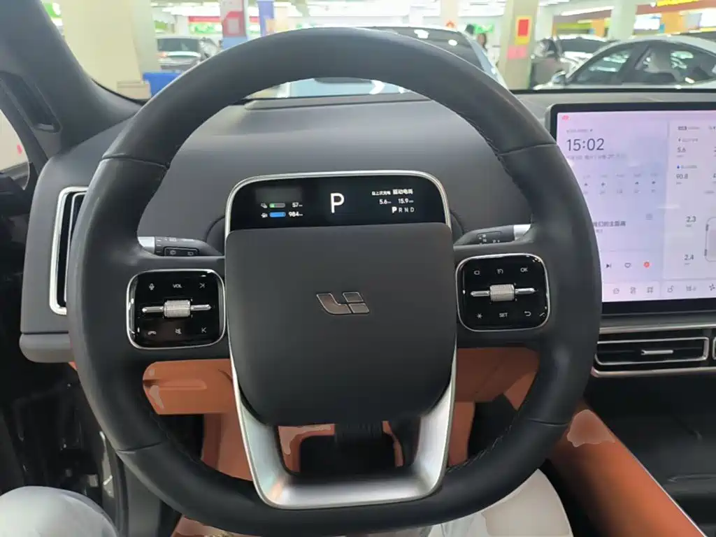 Li Auto Li L8 — миниатюра 11