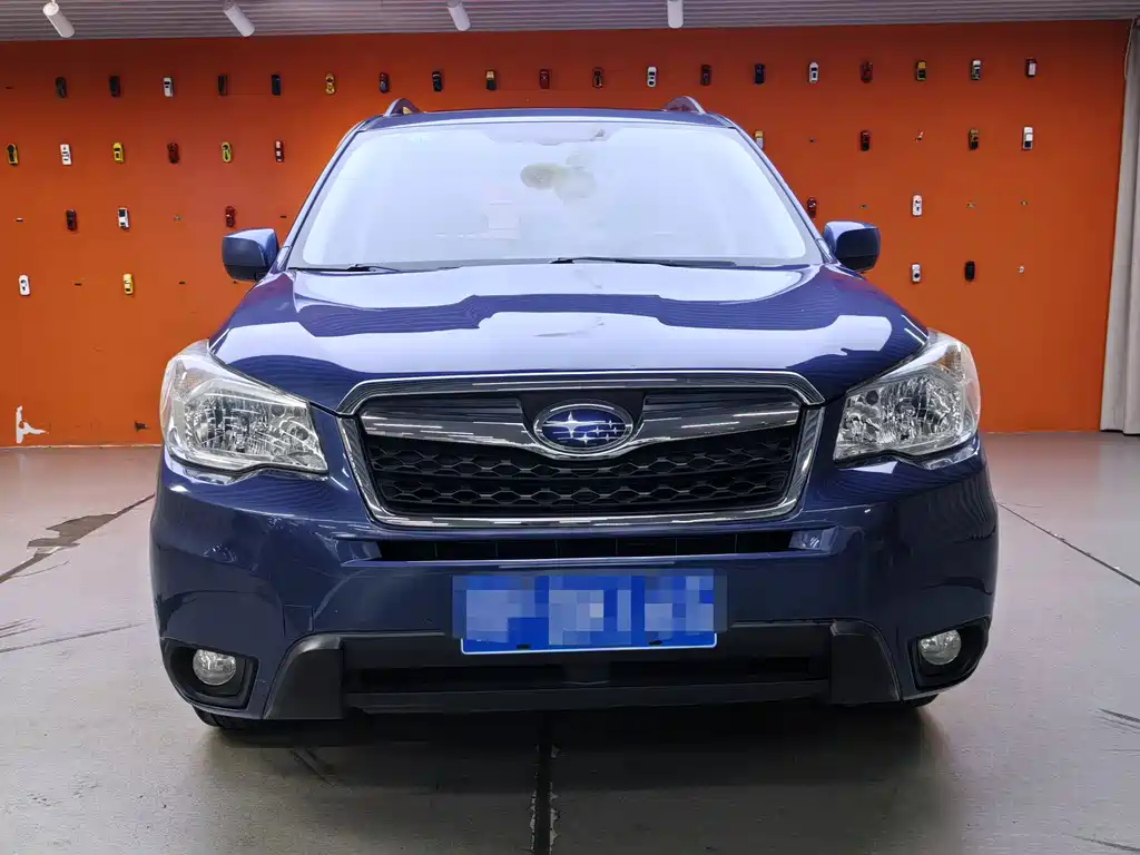 Subaru Forester 2013 2.0i AT Luxury
