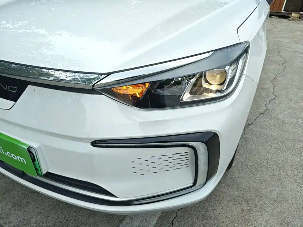 BAIC EU5 — миниатюра 24