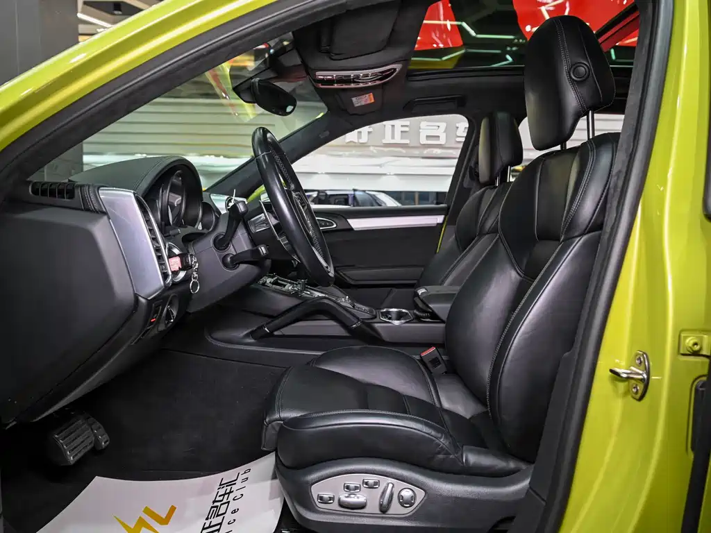 Porsche Cayenne 2015 Cayenne GTS 3.6T