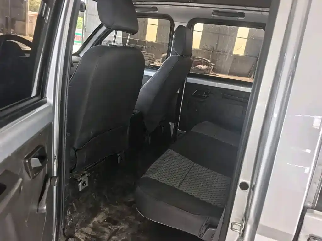 Wuling Rongguang New Truck — миниатюра 8