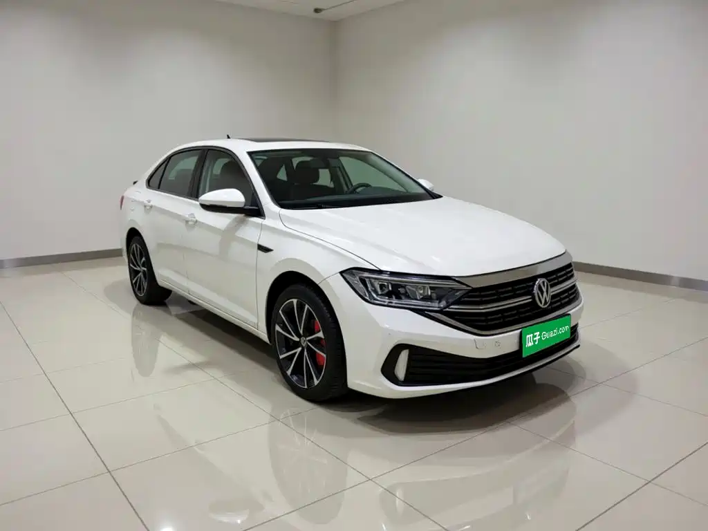 Volkswagen Sagitar — миниатюра 24