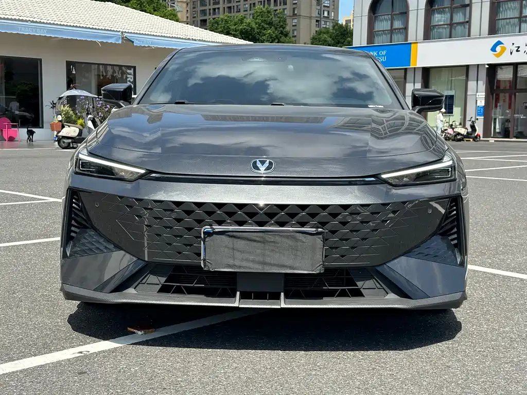 Changan UNI-V — миниатюра 2