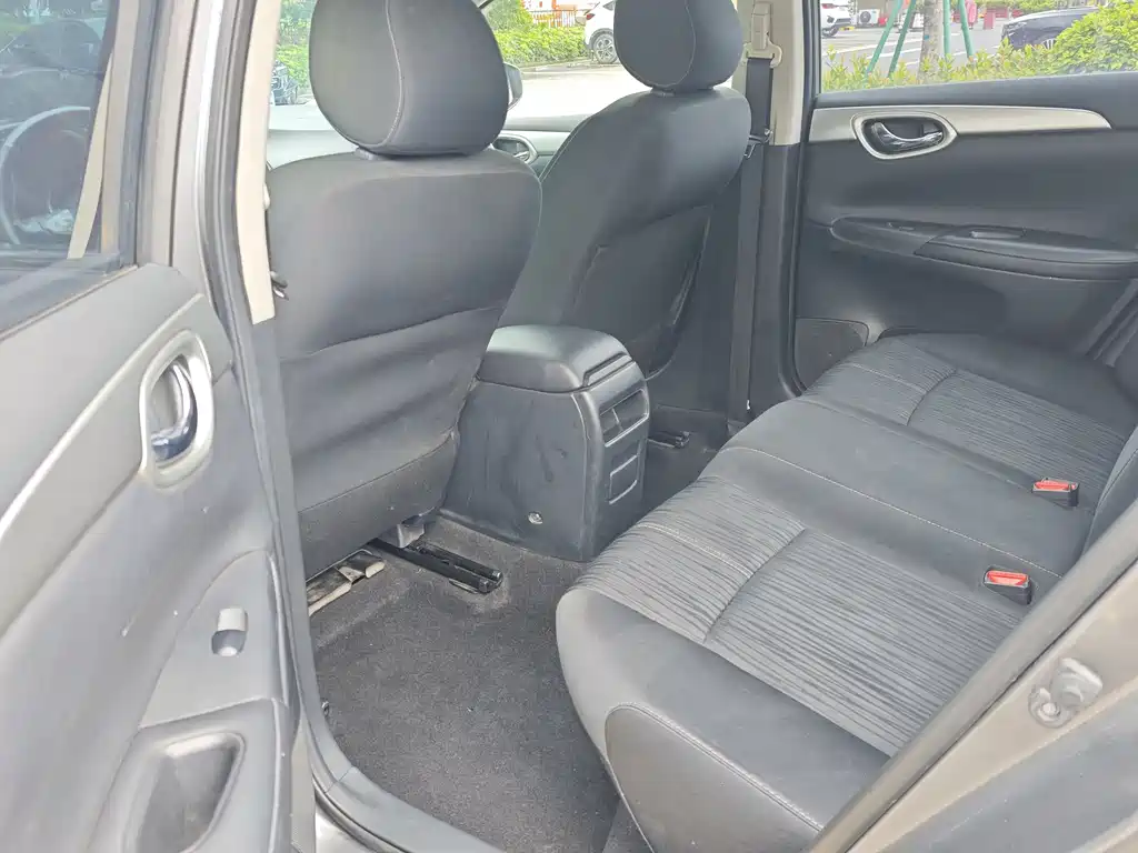 Nissan Sylphy 2019 1.6XE CVT Comfort