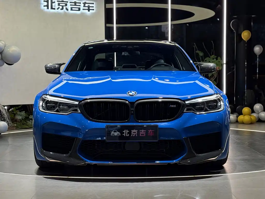 BMW M5